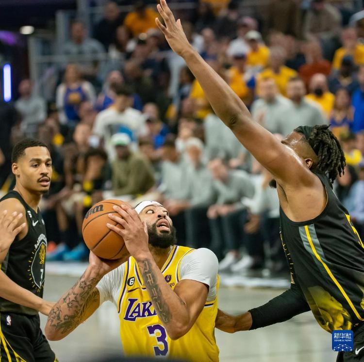 九游ag网页版直接进入包含赛地聚焦：NBA常规赛赛前热度飙升，夏洛特黄蜂强势反弹，媒体盛赞，心理建设被强调的词条